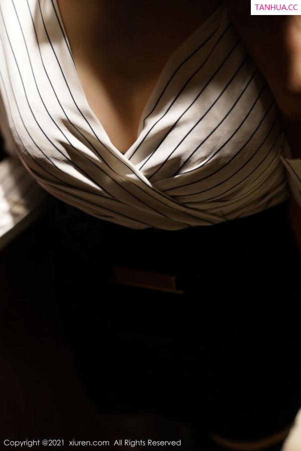 刘艺蕾  [XiuRen]高清写真图 2021.06.01 VOL.3486 蓝夏Akasha第5张图片